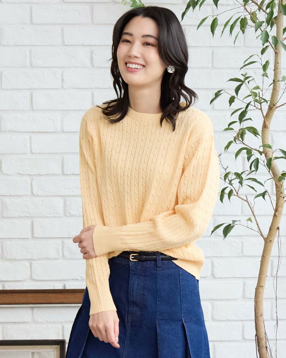 GOLDEN / クルーネック ロゴニット The Official Golden Mock Neck Crew – The Golden Honey