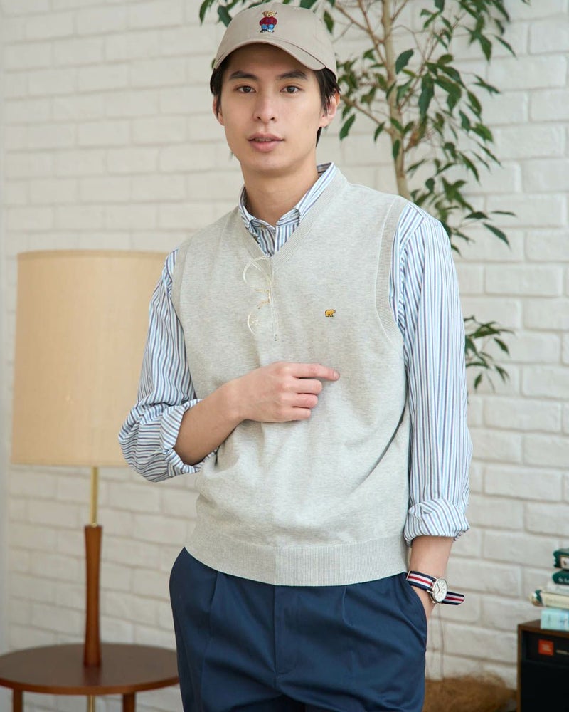 Ｖネックニットベスト