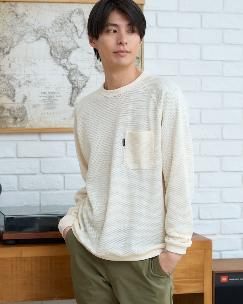 クルーネック長袖Tシャツ