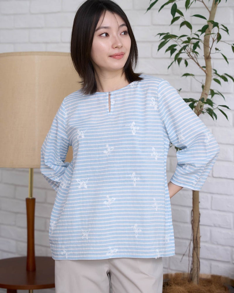 GoldenBear ゴールデンベア ボーダー刺しゅうブラウス