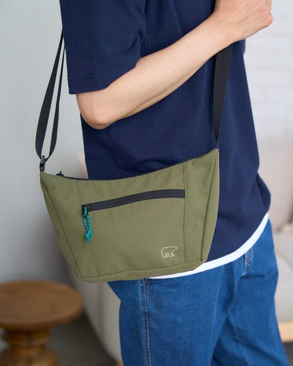 Golden Bear　ゴールデンベア　ミニショルダーバック