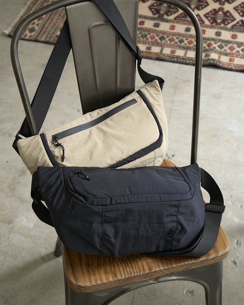 GoldenBear ゴールデンベア ナイロンショルダーバッグ